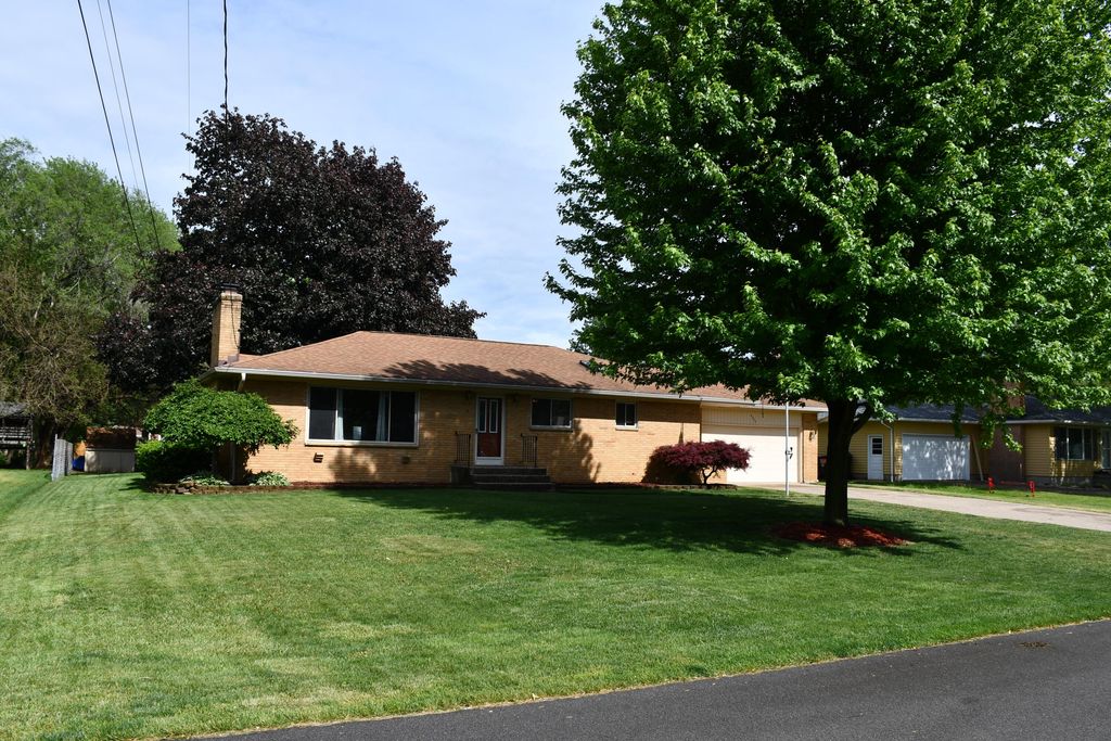 6404 Ardmore Avenue, Georgetown Twp, MI 49428