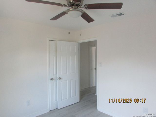 5243 Fountain LK, San Antonio, TX 78244