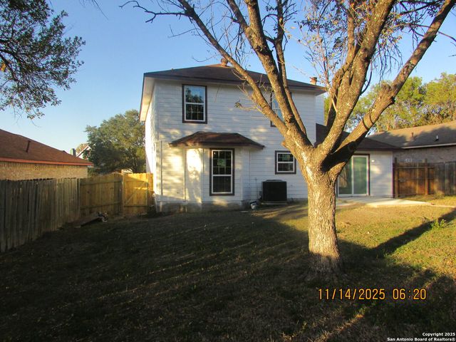 5243 Fountain LK, San Antonio, TX 78244