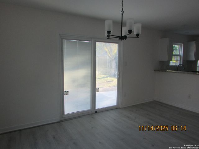 5243 Fountain LK, San Antonio, TX 78244