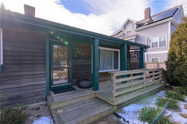 55 Rhode Island Boulevard, Portsmouth, RI 02871