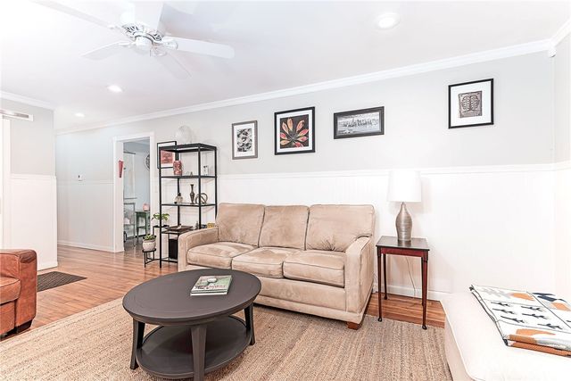 55 Rhode Island Boulevard, Portsmouth, RI 02871