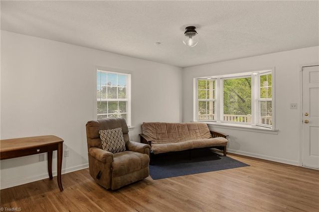 1640 Hill Court, Winston-salem, NC 27107