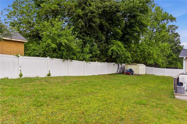 1640 Hill Court, Winston-salem, NC 27107