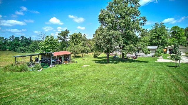 2201 McCollum Drive, Bentonville, AR 72712