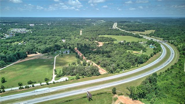 2201 McCollum Drive, Bentonville, AR 72712