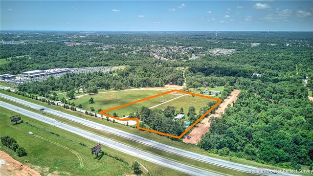 2201 McCollum Drive, Bentonville, AR 72712