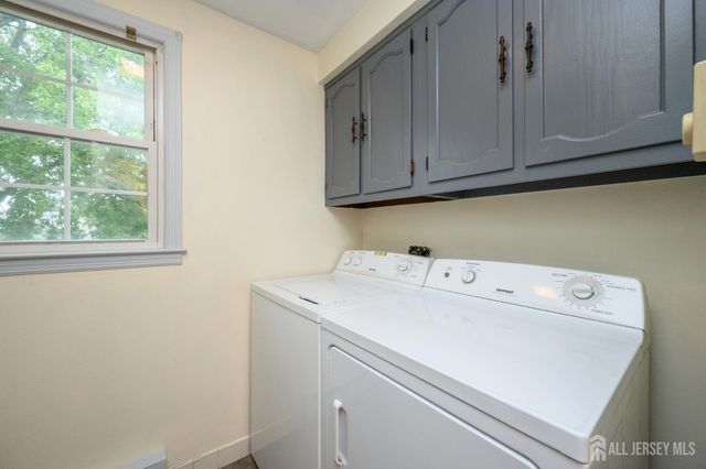 355 Old Nassau Road, Monroe, NJ 08831