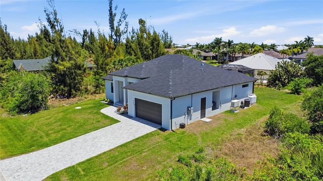 8105 ANTWERP CIRCLE, Port Charlotte, FL 33981