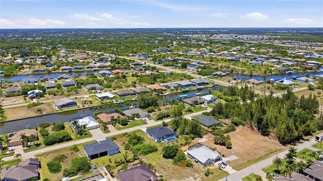 8105 ANTWERP CIRCLE, Port Charlotte, FL 33981