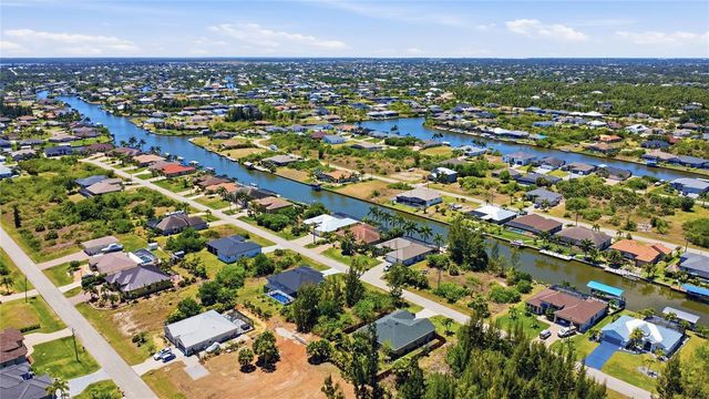 8105 ANTWERP CIRCLE, Port Charlotte, FL 33981