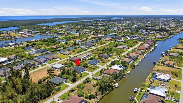 8105 ANTWERP CIRCLE, Port Charlotte, FL 33981