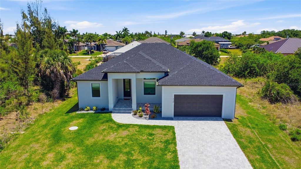 8105 ANTWERP CIRCLE, Port Charlotte, FL 33981