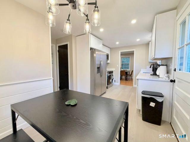 1 Long Hill Terrace, New Haven, CT 06515