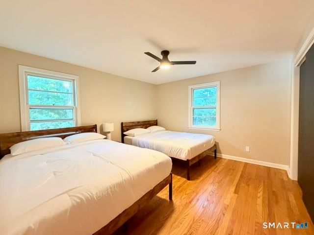 1 Long Hill Terrace, New Haven, CT 06515
