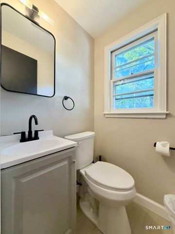 1 Long Hill Terrace, New Haven, CT 06515