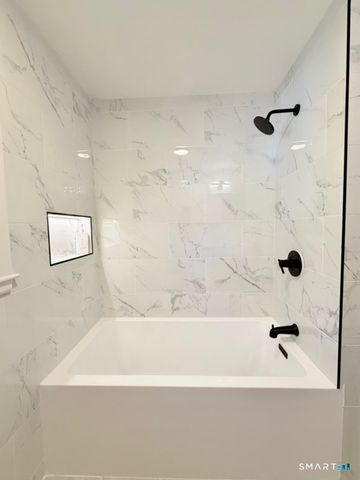 1 Long Hill Terrace, New Haven, CT 06515