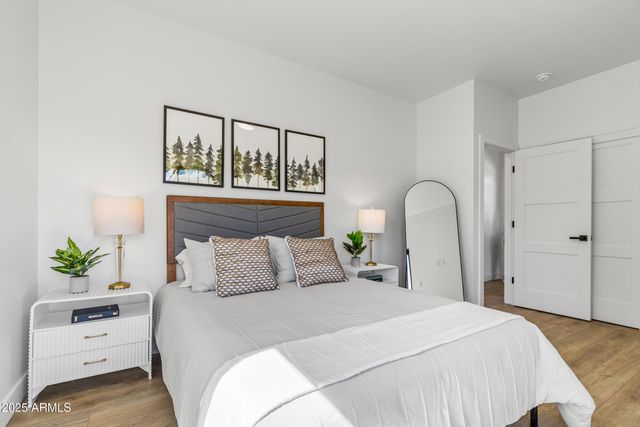 302 W OAK Avenue 2, Flagstaff, AZ 86001