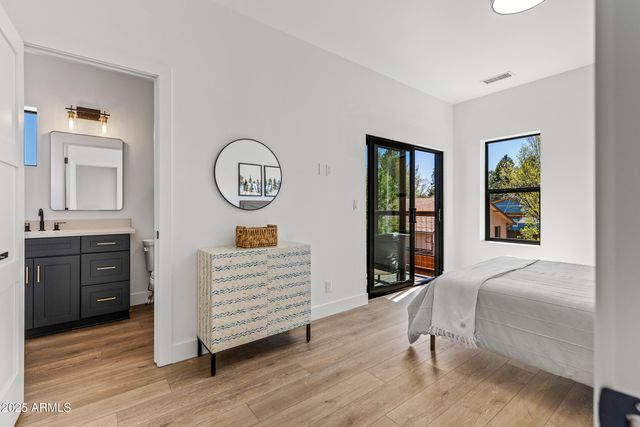 302 W OAK Avenue 2, Flagstaff, AZ 86001