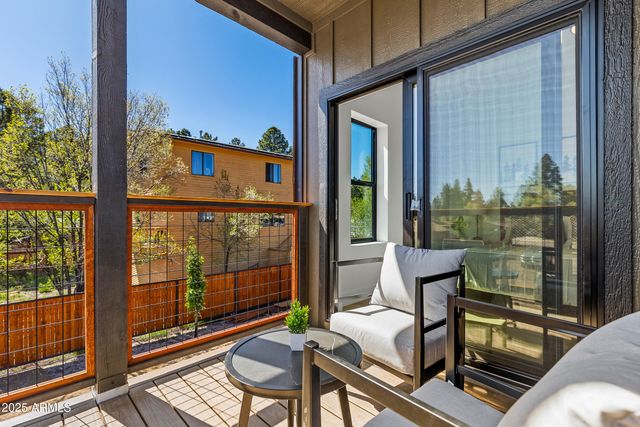 302 W OAK Avenue 2, Flagstaff, AZ 86001