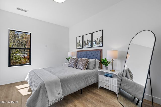 302 W OAK Avenue 2, Flagstaff, AZ 86001