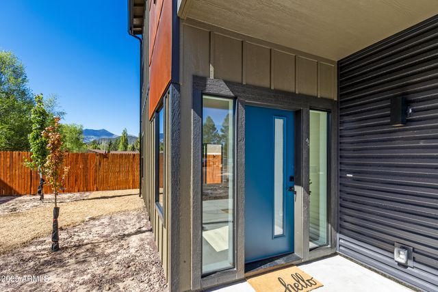 302 W OAK Avenue 2, Flagstaff, AZ 86001