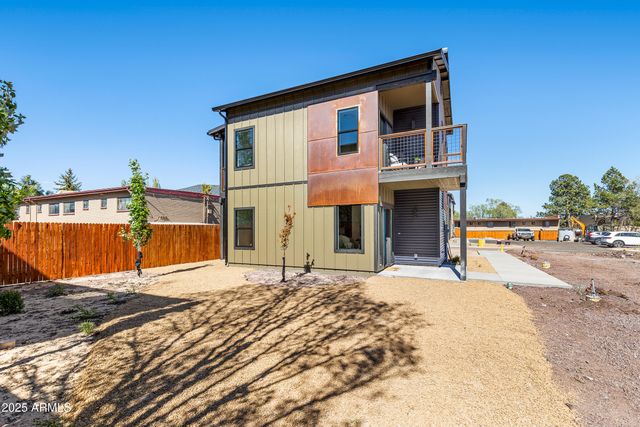 302 W OAK Avenue 2, Flagstaff, AZ 86001
