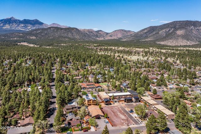 302 W OAK Avenue 2, Flagstaff, AZ 86001