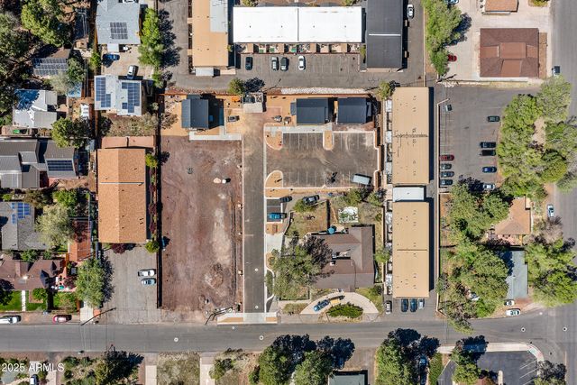 302 W OAK Avenue 2, Flagstaff, AZ 86001