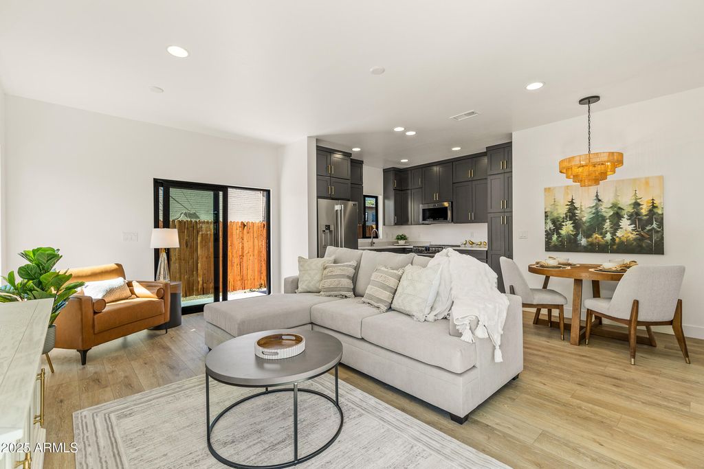 302 W OAK Avenue 2, Flagstaff, AZ 86001