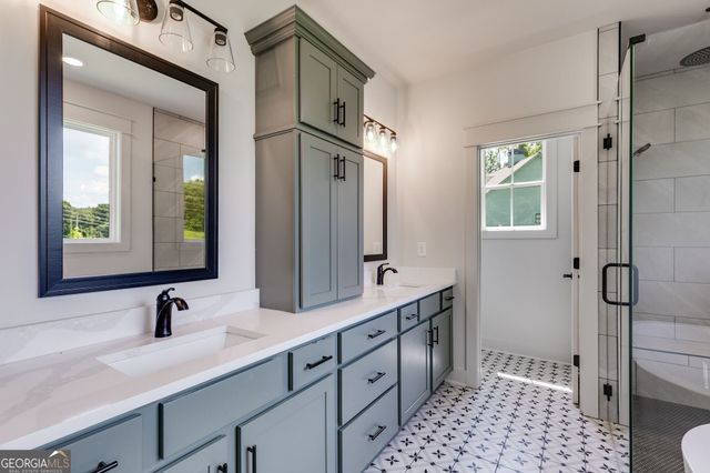 180 Ridgewood Creek Path, Dallas, GA 30157