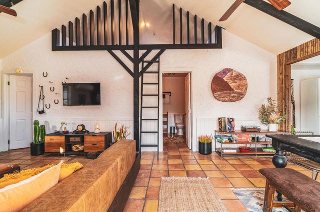 5177 Roy Rogers Road, Pioneertown, CA 92268