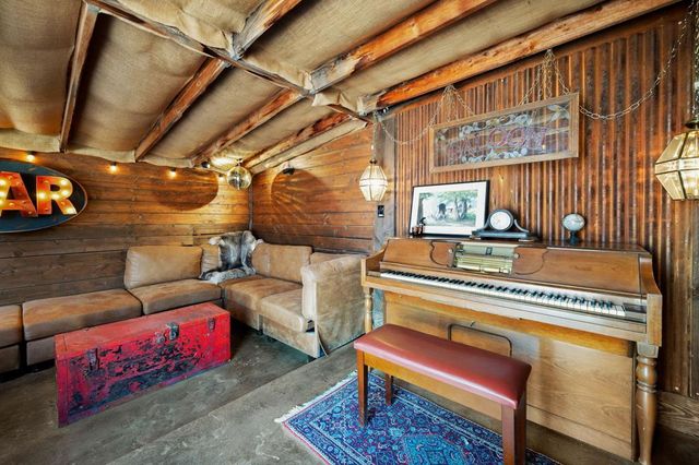 5177 Roy Rogers Road, Pioneertown, CA 92268