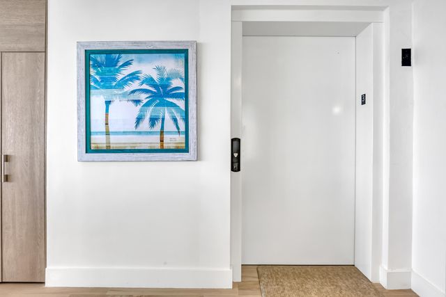 106 Inlet Way 305, Palm Beach Shores, FL 33404