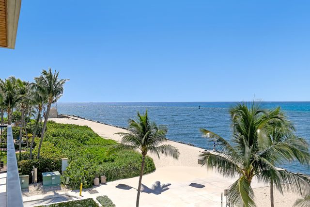 106 Inlet Way 305, Palm Beach Shores, FL 33404