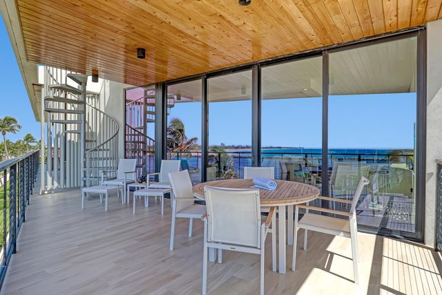 106 Inlet Way 305, Palm Beach Shores, FL 33404