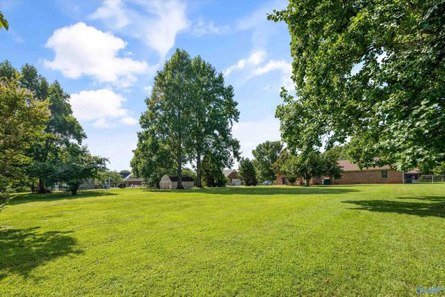 218 Slaterock Road, Hazel Green, AL 35750