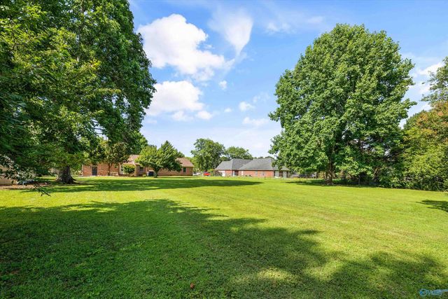218 Slaterock Road, Hazel Green, AL 35750