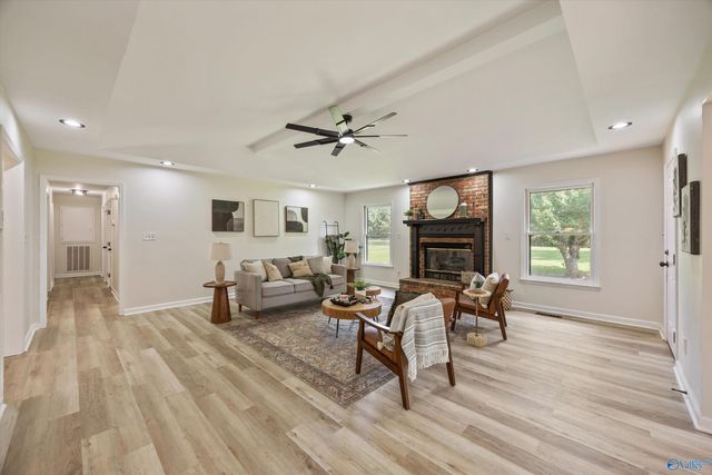 218 Slaterock Road, Hazel Green, AL 35750
