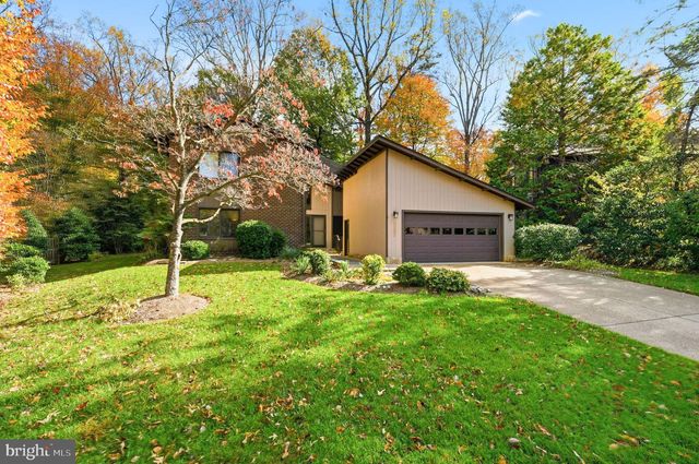 5207 CAPON HILL PL, Burke, VA 22015