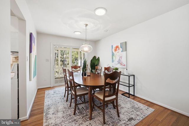 5207 CAPON HILL PL, Burke, VA 22015