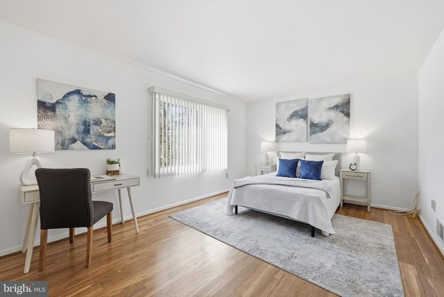 5207 CAPON HILL PL, Burke, VA 22015