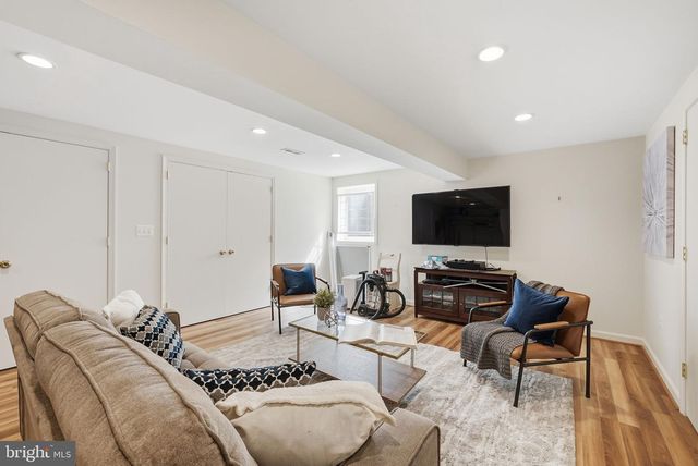 5207 CAPON HILL PL, Burke, VA 22015