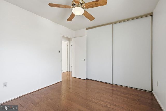 5207 CAPON HILL PL, Burke, VA 22015