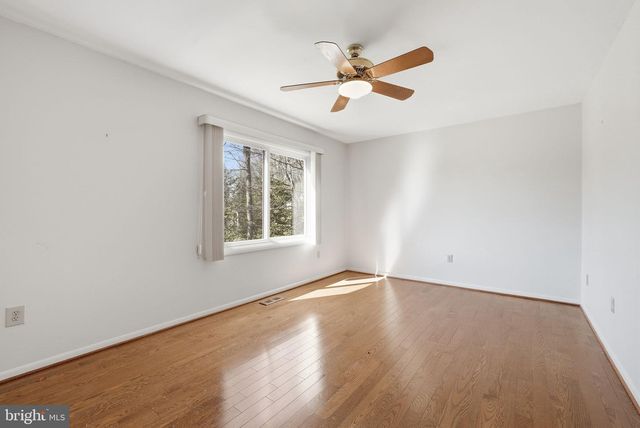 5207 CAPON HILL PL, Burke, VA 22015