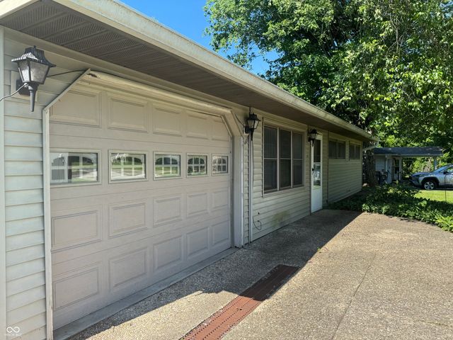 117 W Hoosier Street, Bloomington, IN 47403