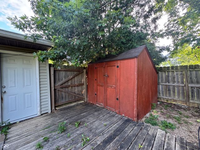 117 W Hoosier Street, Bloomington, IN 47403