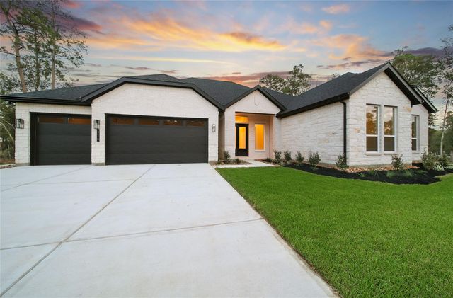 316 Louvenia Court, Pinehurst, TX 77362