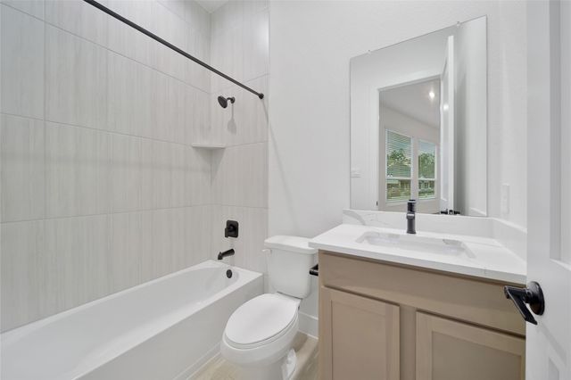 316 Louvenia Court, Pinehurst, TX 77362