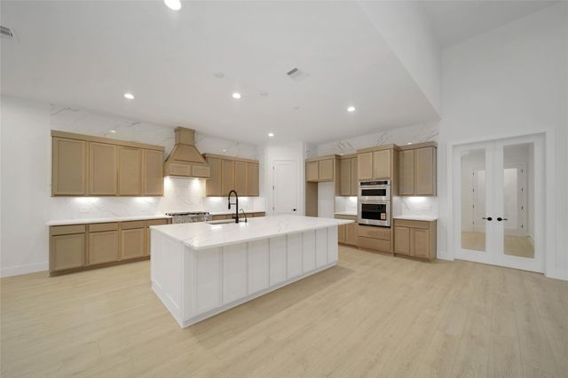 316 Louvenia Court, Pinehurst, TX 77362